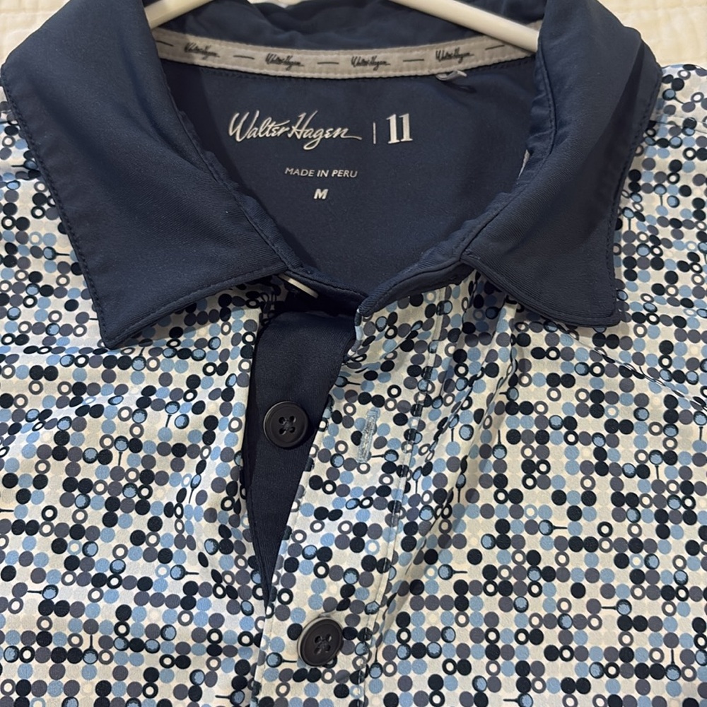 Walter Hagen Golf Shirt-Medium
